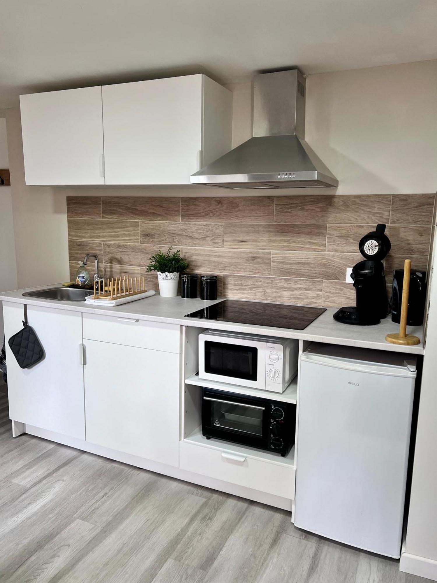 Le Badebec, Appt Dans Maison Typique Avec Jardin Prive Apartment Chinon